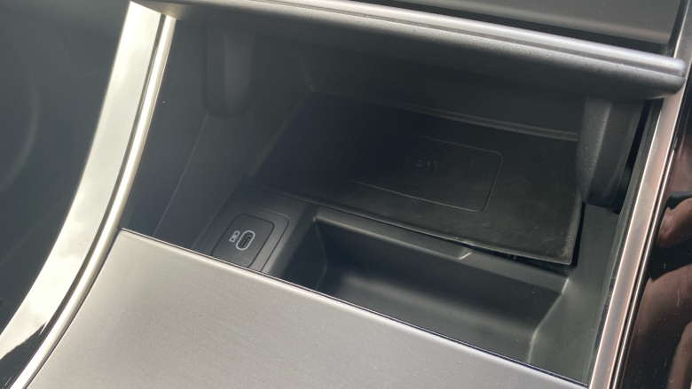 Land Rover Range Rover Velar 2.0 D200 MHEV Dynamic SE 5dr Auto Diesel Estate